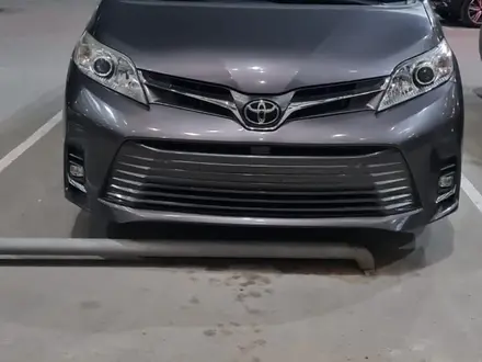 Toyota Sienna 2015 года за 12 000 000 тг. в Актау – фото 7