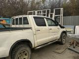 Toyota Hilux 2006 года за 4 800 000 тг. в Усть-Каменогорск – фото 2