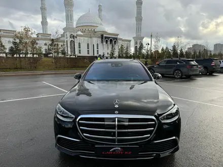 Mercedes-Benz S 580 2022 года за 85 000 000 тг. в Астана