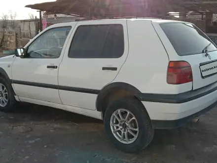 Volkswagen Golf 1995 года за 1 800 000 тг. в Алматы – фото 3