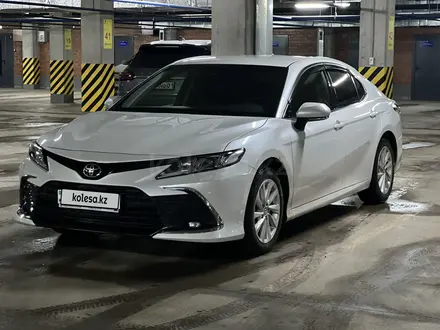 Toyota Camry 2023 года за 18 100 000 тг. в Астана – фото 18