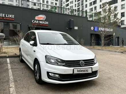 Volkswagen Polo 2019 года за 6 500 000 тг. в Астана – фото 2