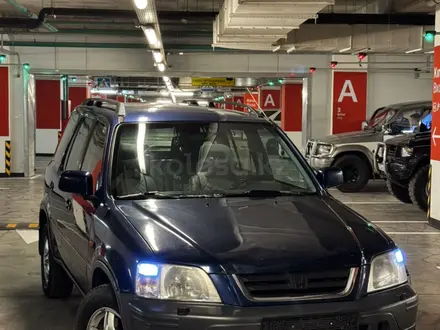 Honda CR-V 1998 года за 2 600 000 тг. в Алматы – фото 4