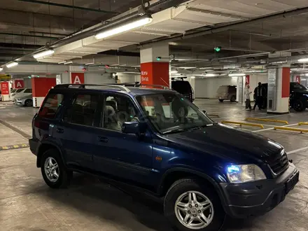 Honda CR-V 1998 года за 2 600 000 тг. в Алматы – фото 9
