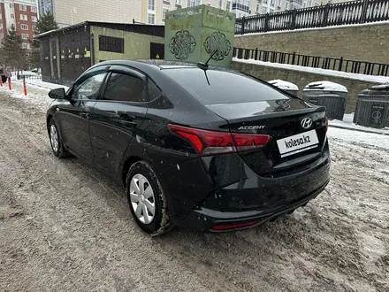 Hyundai Accent 2021 года за 6 850 000 тг. в Астана – фото 2