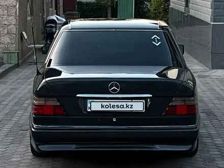 Mercedes-Benz E 280 1994 года за 2 500 000 тг. в Алматы – фото 3