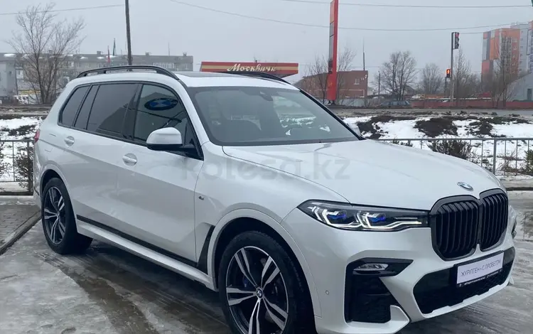 BMW X7 2022 года за 65 500 000 тг. в Уральск