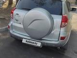 Toyota RAV4 2007 года за 7 100 000 тг. в Алматы – фото 2