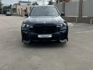 BMW X7, 2021
