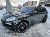 Porsche Cayenne 2007 года за 10 000 000 тг. в Астана – фото 2