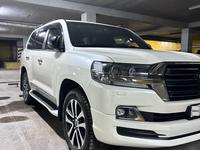 Toyota Land Cruiser 2017 года за 38 999 000 тг. в Астана