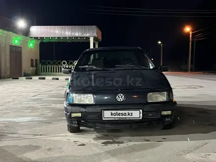 Volkswagen Passat 1992 года за 700 000 тг. в Актау – фото 4