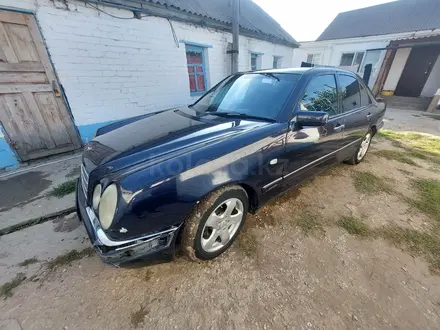 Mercedes-Benz E 280 1998 года за 3 500 000 тг. в Актобе – фото 3