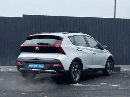 Hyundai Bayon 2023 года за 7 730 000 тг. в Алматы – фото 3