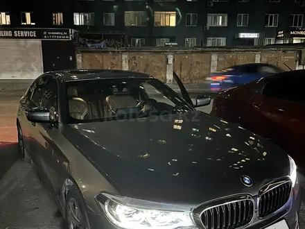 BMW 530 2018 года за 21 000 000 тг. в Алматы – фото 2