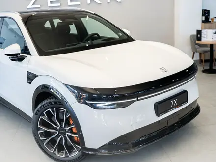 Zeekr 7X Performance 2026 года за 25 990 000 тг. в Алматы – фото 5