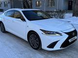 Lexus ES 250 2021 года за 26 500 000 тг. в Астана – фото 2