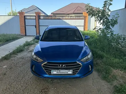 Hyundai Elantra 2016 года за 6 700 000 тг. в Атырау – фото 3