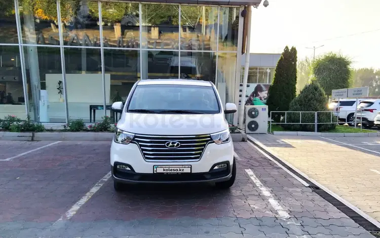 Hyundai Starex 2021 года за 19 500 000 тг. в Уральск