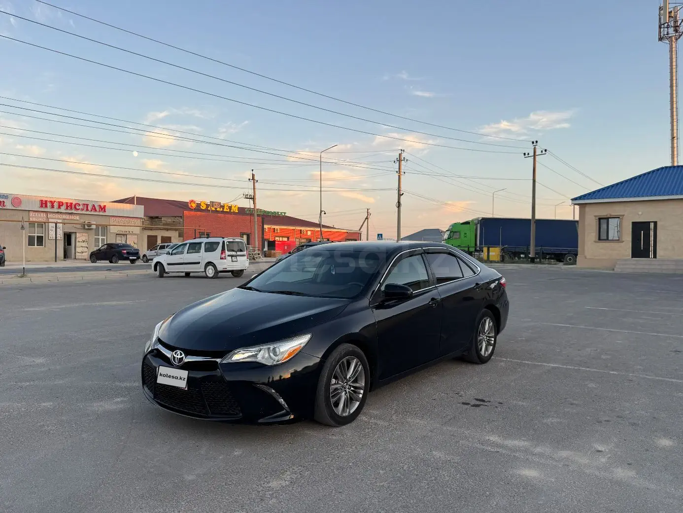 Toyota Camry, 2016