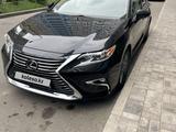 Lexus ES 350 2018 года за 17 800 000 тг. в Алматы – фото 2