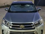 Toyota Highlander 2018 года за 17 400 000 тг. в Жанаозен – фото 3