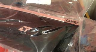 Дефлекторы ветровики с хромированными вставками для Camry 70 за 21 000 тг. в Атырау