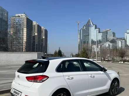 Hyundai i30 2023 года за 9 700 000 тг. в Алматы – фото 11