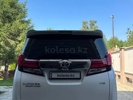 Toyota Alphard 2017 года за 24 000 000 тг. в Алматы – фото 19