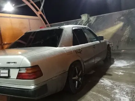 Mercedes-Benz E 200 1990 года за 1 600 000 тг. в Тараз – фото 4