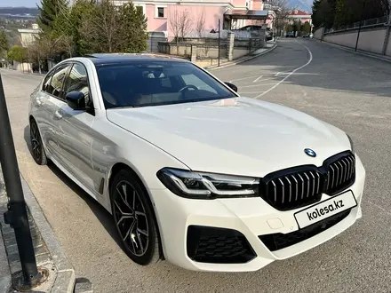 BMW 530 2021 года за 30 000 000 тг. в Алматы