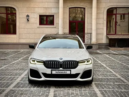 BMW 530 2021 года за 30 000 000 тг. в Алматы – фото 35