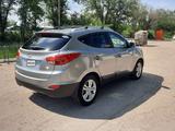 Hyundai Tucson 2013 года за 5 200 000 тг. в Уральск – фото 3