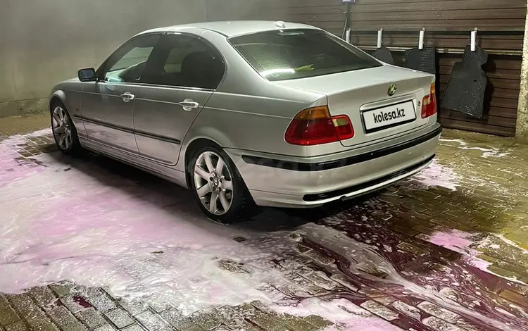 BMW 325 1999 года за 2 600 000 тг. в Астана