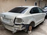 Volkswagen Polo 2012 года за 10 000 тг. в Астана – фото 2