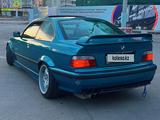 BMW 320 1999 годаүшін2 750 000 тг. в Караганда – фото 2