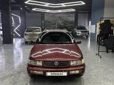 Volkswagen Passat 1994 года за 2 500 000 тг. в Семей – фото 2