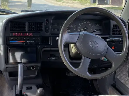 Toyota Hilux Surf 1995 года за 3 500 000 тг. в Караганда – фото 28