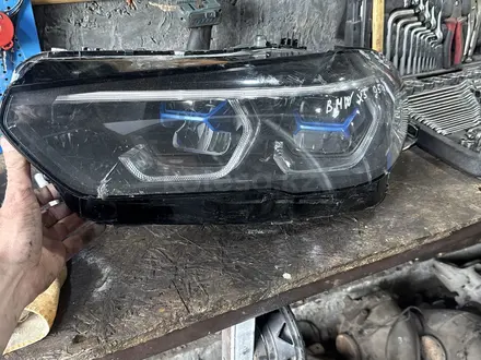 Фара BMW X-5 за 60 000 тг. в Караганда