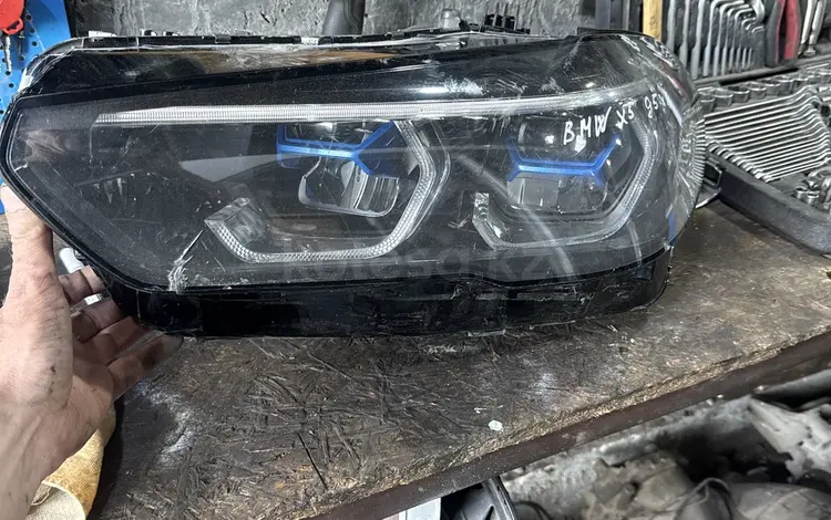 Фара BMW X-5 за 60 000 тг. в Караганда