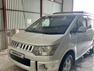 Mitsubishi Delica