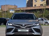Toyota Camry 2021 года за 13 500 000 тг. в Астана – фото 2