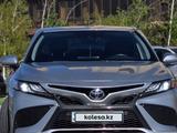 Toyota Camry 2021 года за 13 500 000 тг. в Астана – фото 3