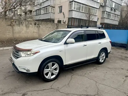 Toyota Highlander 2010 года за 14 000 000 тг. в Алматы – фото 3