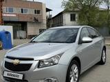 Chevrolet Cruze 2011 года за 3 300 000 тг. в Семей – фото 3