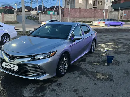 Toyota Camry 2019 года за 13 250 000 тг. в Шымкент – фото 7