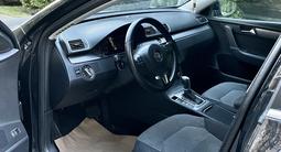 Volkswagen Passat 2011 годаүшін5 200 000 тг. в Алматы – фото 5