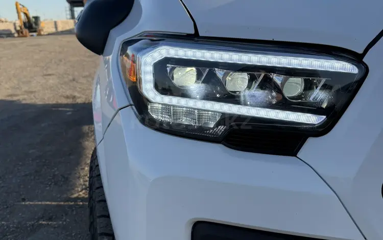 Toyota Tacoma 2020 года за 25 000 000 тг. в Актау