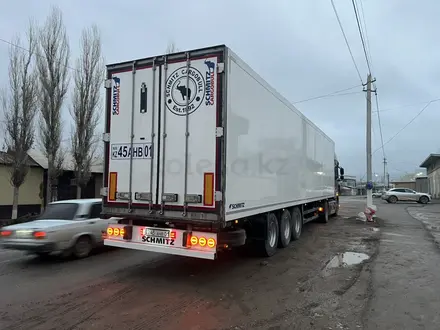 Schmitz Cargobull  SLX 2005 года за 12 500 000 тг. в Шымкент