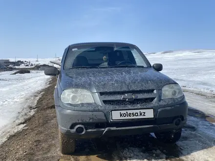 Chevrolet Niva 2011 года за 3 000 000 тг. в Актобе – фото 9